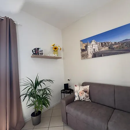 アパート Lory's House ベルガモ