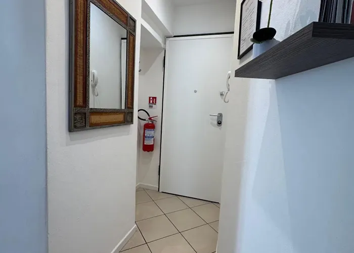 Lory's House Apartament *